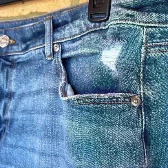 Loft medium wash frayed hem distressed blue jeans shorts - Picture 3 of 7